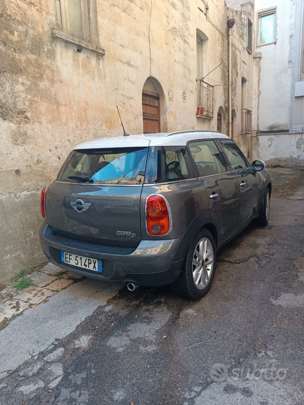 Usata 2011 Mini One Countryman SUV | 6199 € (Buon prezzo) - Immagine 1/1