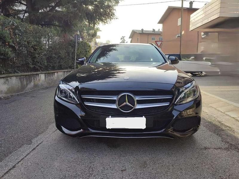 Usata Mercedes C220 170 CV (125 kW) 2015 Nero Station wagon