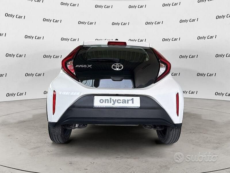 Usata Toyota Aygo X Active 72 CV (52 kW) 2023 Bianco SUV