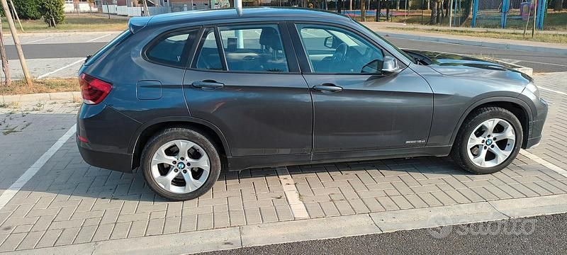 Usata BMW X1 Sport Line 143 CV (105 kW) 2015 Grigio SUV