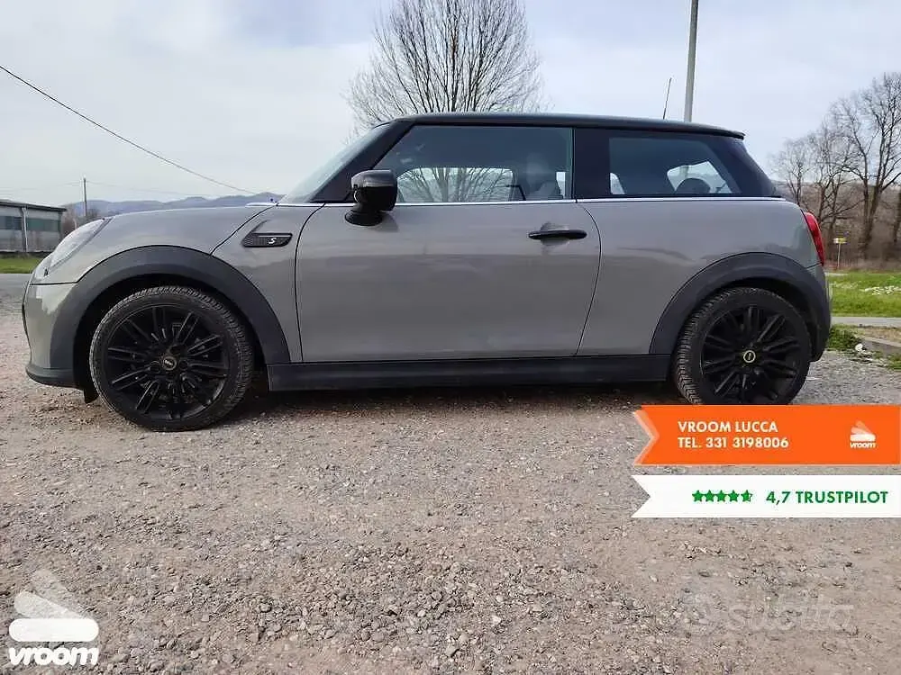 Usata Mini Cooper SE Classic 75 kW (102 CV) 2021 Utilitaria