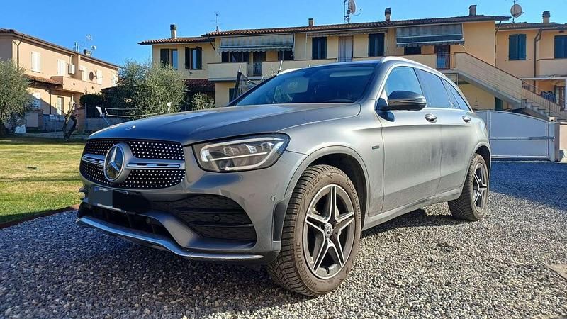 Usata Mercedes GLC300e Premium 194 CV (142 kW) 2021 Grigio SUV