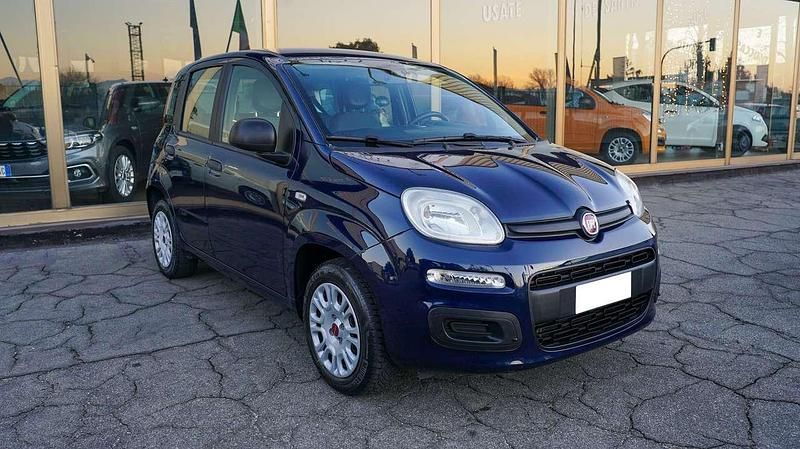Usata Fiat Panda 69 CV (50 kW) 2020 Blu Utilitaria