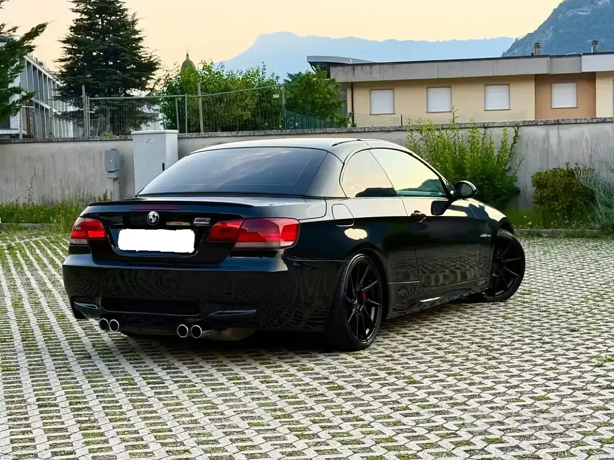 Usata BMW 335 Cabriolet M Sport 306 CV (225 kW) 2007 Nero Cabrio