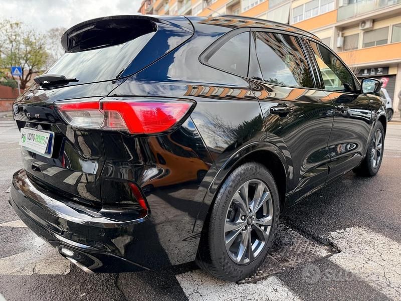 Usata Ford Kuga ST-Line 120 CV (88 kW) 2021 Nero SUV