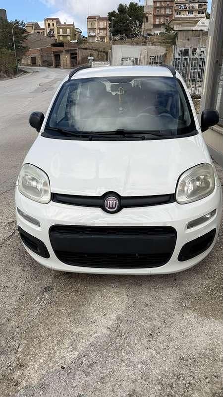 Usata Fiat Panda Dynamic 75 CV (55 kW) 2012 Bianco Utilitaria