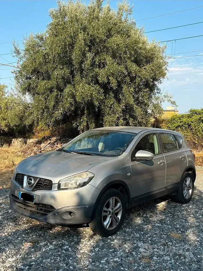 Usata Nissan Qashqai 131 CV (96 kW) 2012 Grigio SUV