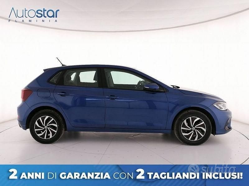 Usata VW Polo Life 95 CV (69 kW) 2023 Blu Berlina