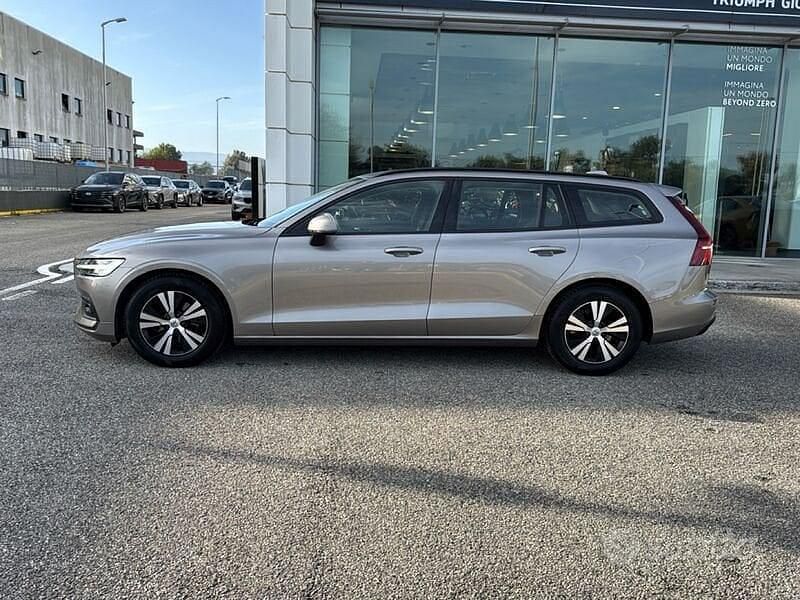 Usata Volvo V60 Business Edition 2018 Grigio Station wagon