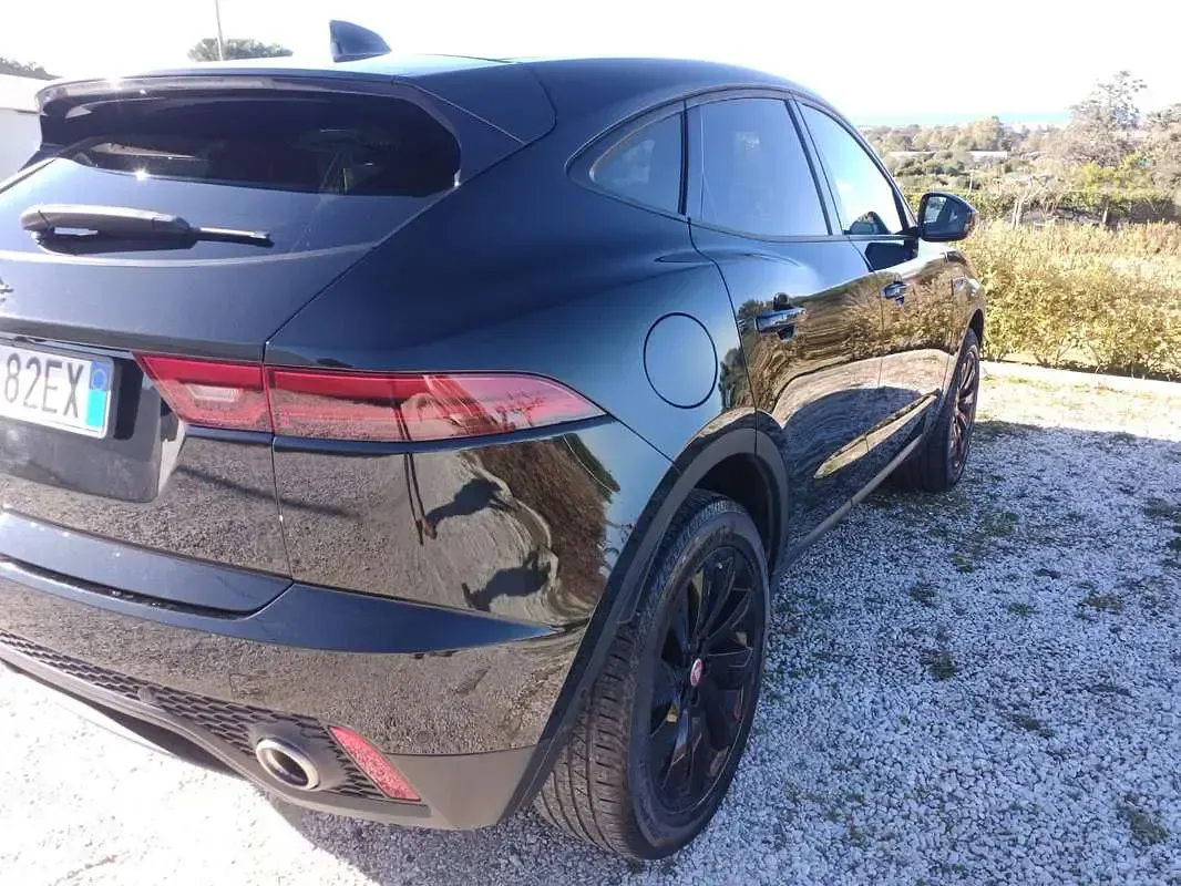 Usata Jaguar E-Pace R-Dynamic 179 CV (131 kW) 2018 Nero SUV