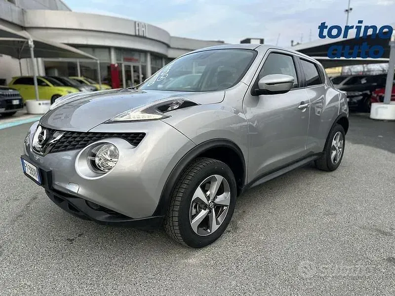 Usata Nissan Juke Acenta 116 CV (85 kW) 2019 Grigio SUV