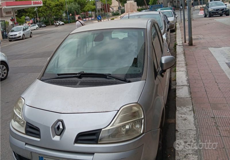 Usata 2008 Renault Modus Monovolume | 2000 € (Ottimo prezzo) - Immagine 1/4