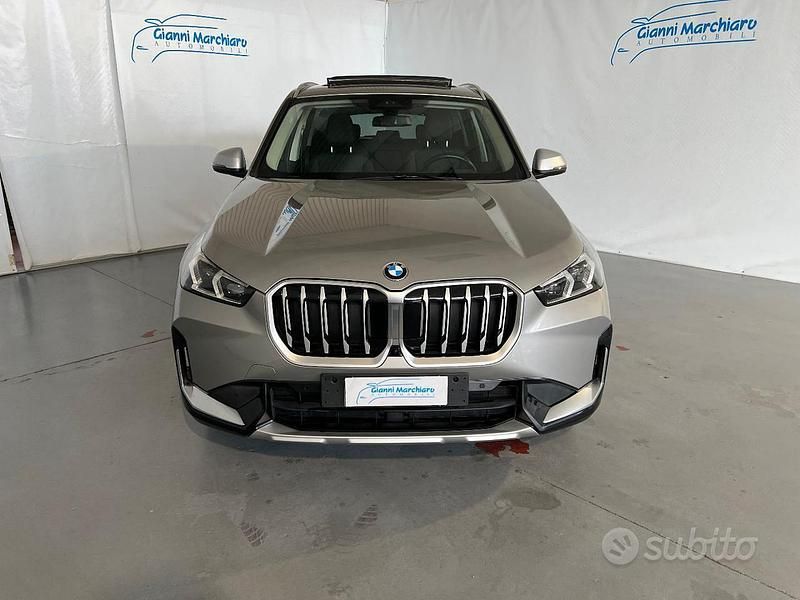 Usado BMW X1 xLine 204 CV (150 kW) 2023 Gris SUV
