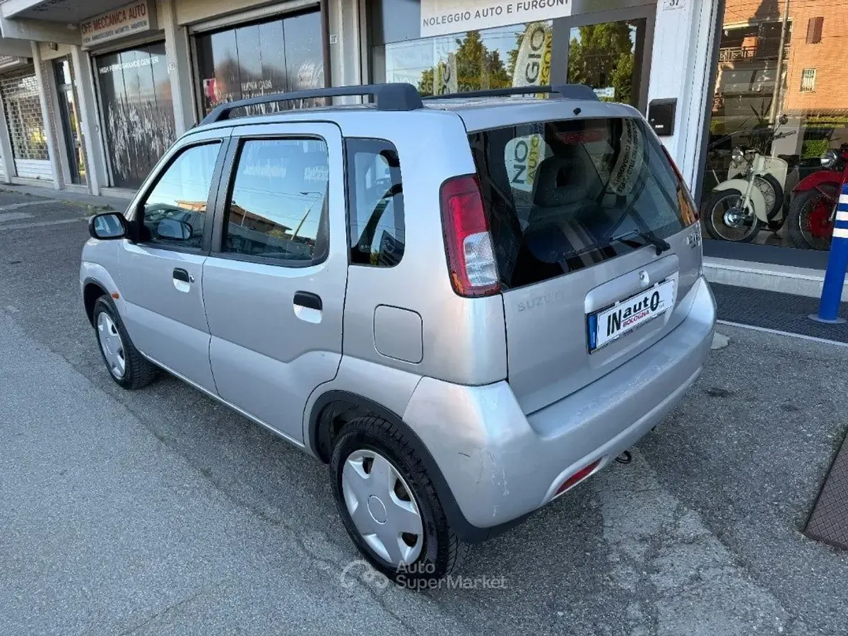 Second-hand Suzuki Ignis GL 83 CP (61 kW) 2001 Argintiu Hatchback