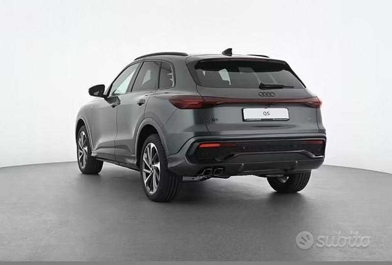 Usata Audi Q5 S-Line 204 CV (150 kW) 2025 Grigio SUV