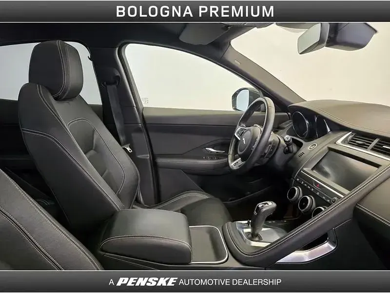 Usata Jaguar E-Pace R-Dynamic 150 CV (110 kW) 2018 Nero SUV