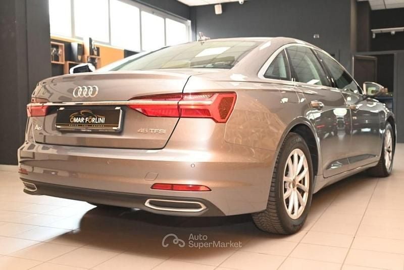 Begagnad Audi A6 Sport 245 HK (180 kW) 2021 Grå Sedan