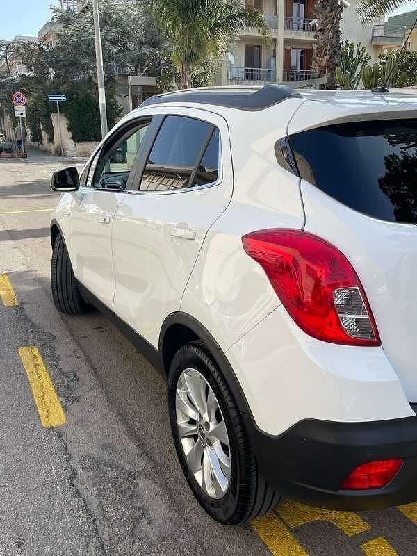 Usata Opel Mokka Cosmo 131 CV (96 kW) 2014 Bianco SUV