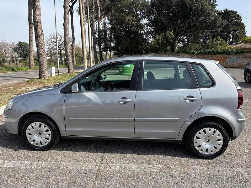 Usata VW Polo 75 CV (55 kW) 2007 Grigio Utilitaria