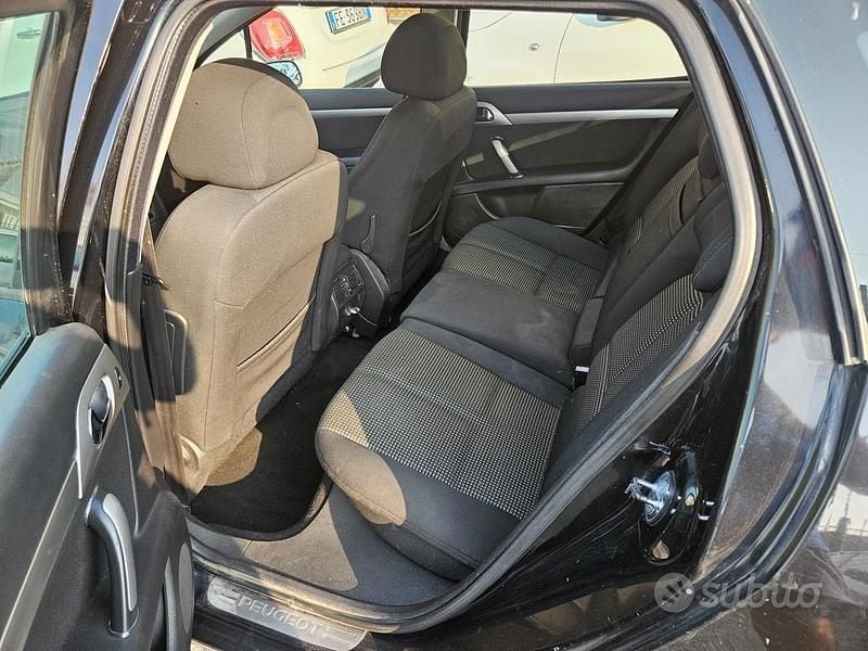 Usata Peugeot 407 Premium 109 CV (80 kW) 2008 Nero Station wagon