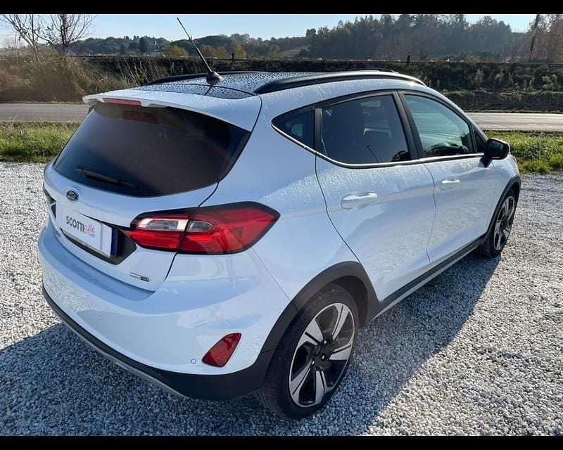 Usata Ford Fiesta Active 125 CV (91 kW) 2022 Bianco Utilitaria