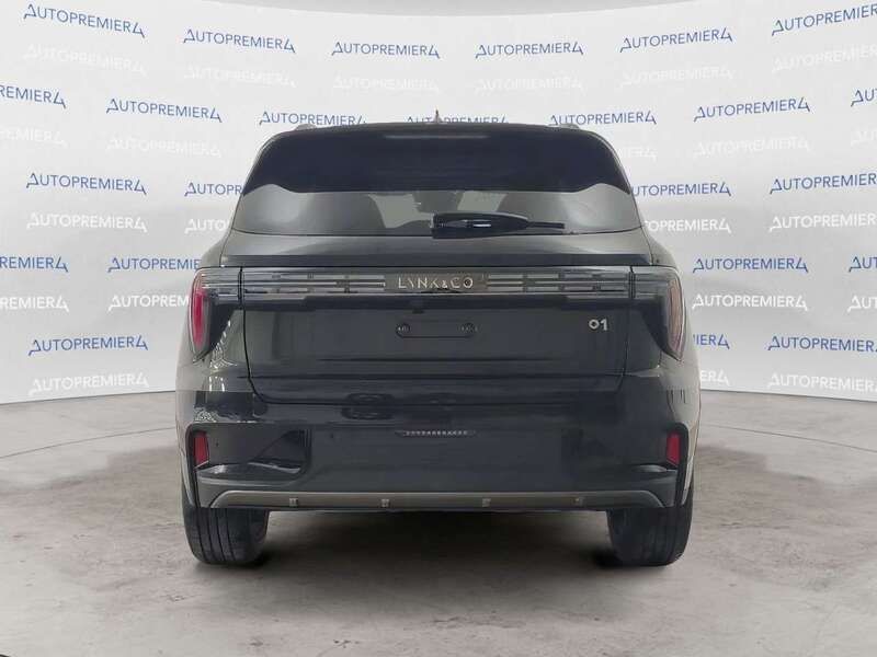 Nuova Lynk & Co 01 280 CV (205 kW) 2025 Verde SUV