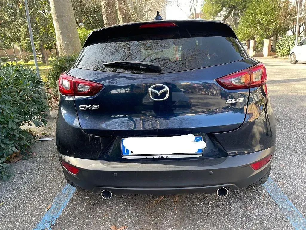 Usata Mazda 3 105 CV (77 kW) 2017 Bluazzurro Monovolume