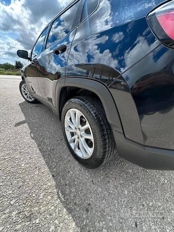 Usata Jeep Compass 130 CV (95 kW) 2021 Nero SUV