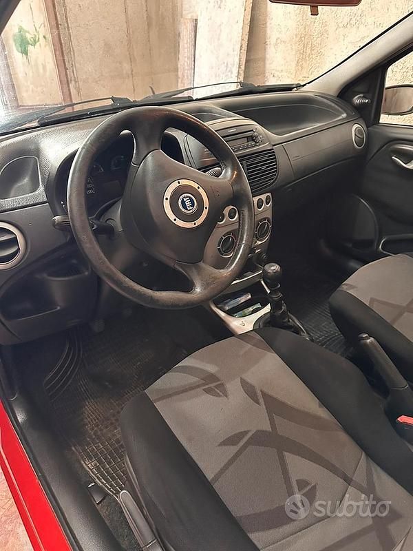 Usata Fiat Punto 2004 Rosso