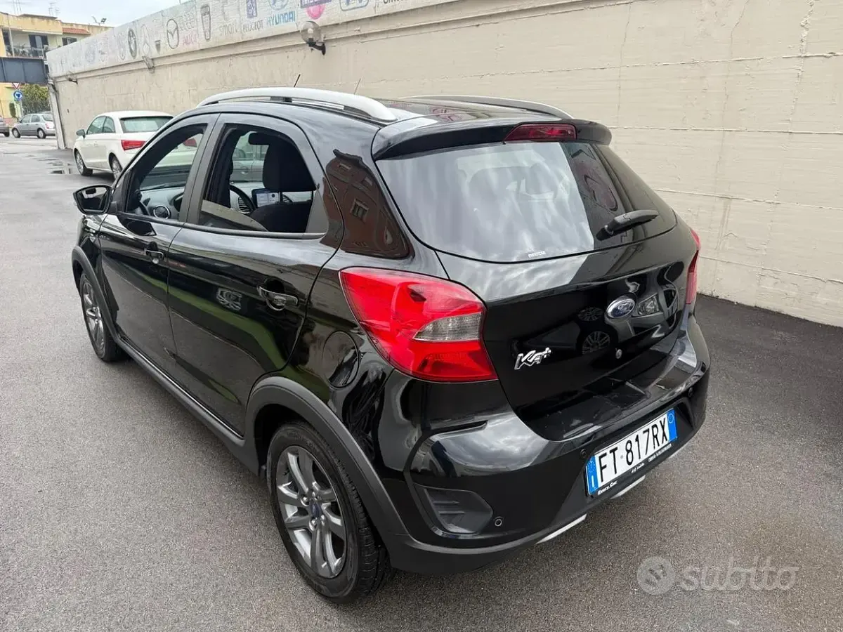 Usata Ford Ka Plus Active 86 CV (63 kW) 2019 Nero Utilitaria