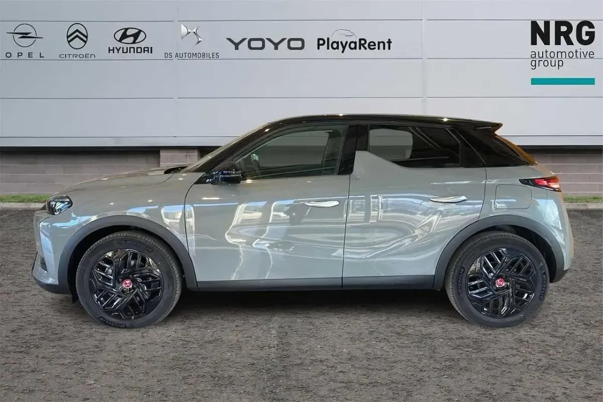 Nuevo DS Automobiles DS3 Crossback Performance 84 CV (61 kW) 2025 Gris SUV