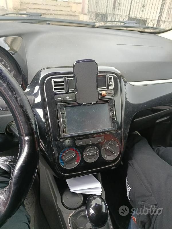 Usata Fiat Grande Punto 75 CV (55 kW) 2006 Nero Utilitaria