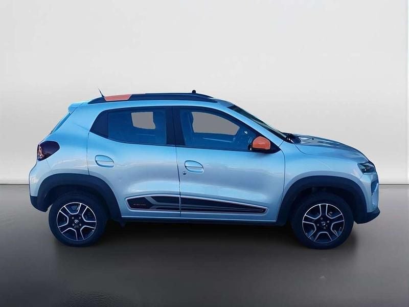 Usata Dacia Spring Comfort Plus 33 kW (45 CV) 2023 Grigio platino Utilitaria