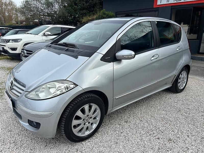 Usata Mercedes A160 Elegance 82 CV (60 kW) 2006 Argento Berlina