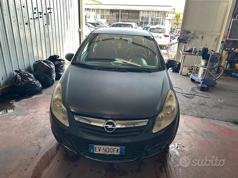 Occasion Opel Corsa Club 75 ch (55 kW) 2008 Gris Berline