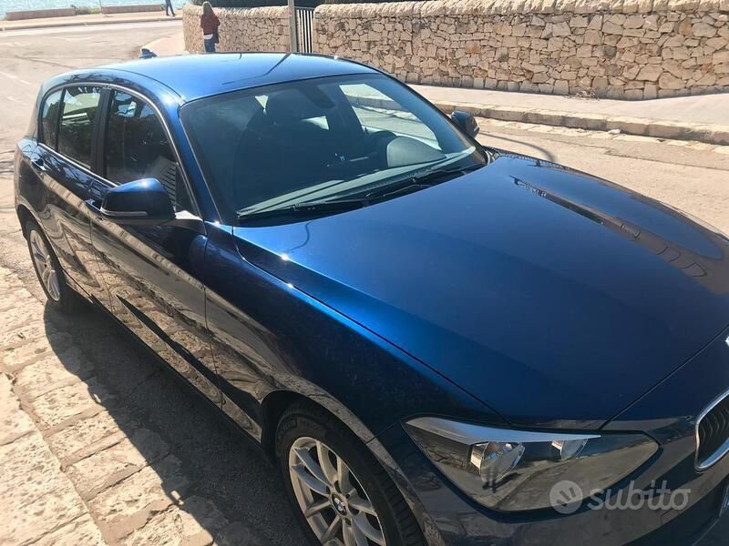 Usata BMW 120 2012 Blu Utilitaria