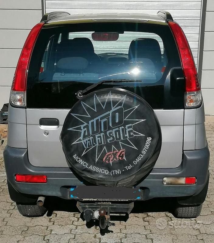 Usata Daihatsu Terios 86 CV (63 kW) 2005 Grigio SUV