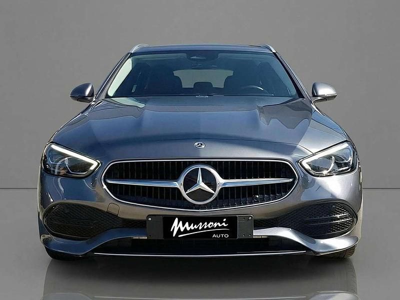 Usata Mercedes C200 163 CV (119 kW) 2022 Grigio montagna Station wagon