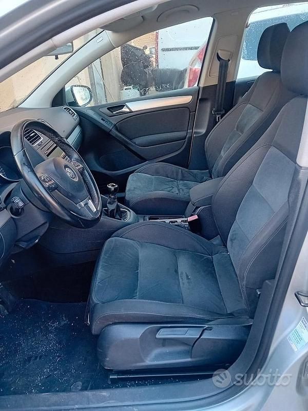 Usata VW Golf VI Highline 140 CV (102 kW) 2008 Utilitaria