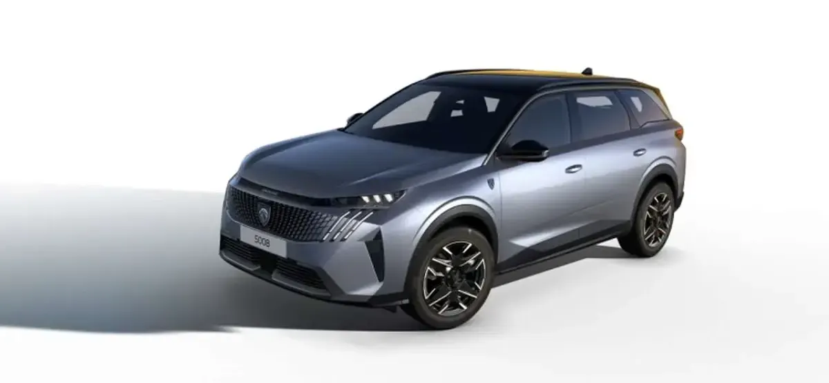 Usata Peugeot 5008 GTi 154 kW (210 CV) 2024 Argento Monovolume