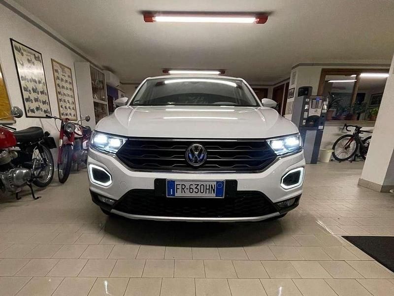 Bianco Usata 2018 VW T-Roc Advance SUV | 21.000 € (Buon prezzo) - Immagine 1/4