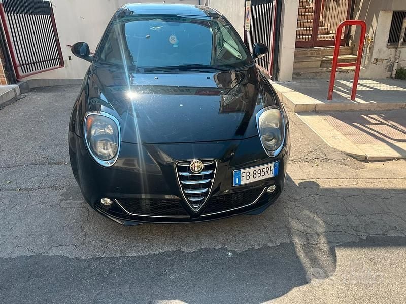 Usata Alfa Romeo MiTo 90 CV (66 kW) 2015 Nero Utilitaria