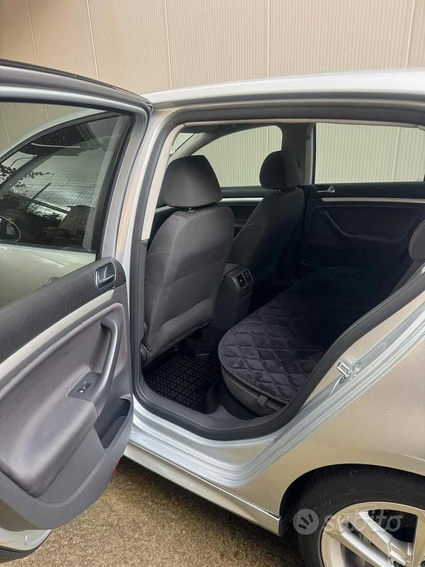 Usata VW Golf VI 105 CV (77 kW) 2008 Grigio Utilitaria