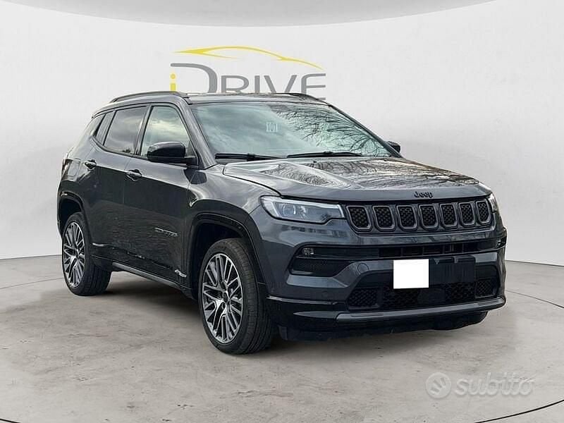 Usata Jeep Compass Summit 131 CV (96 kW) 2025 Grigio SUV