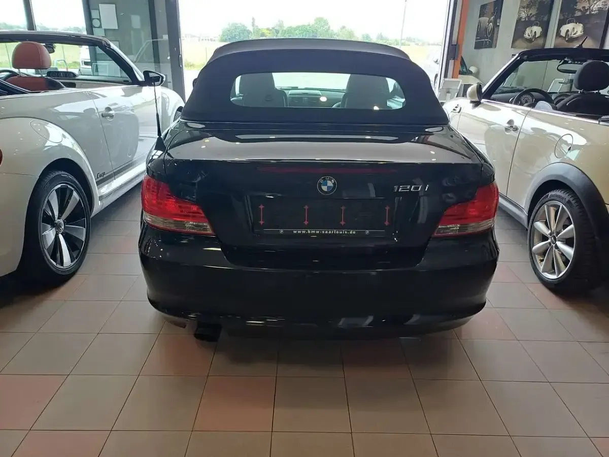 Usata BMW 120 Cabriolet 170 CV (125 kW) 2009 Nero Cabrio