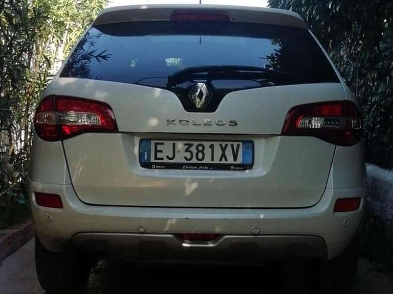 Usata Renault Koleos Luxe 150 CV (110 kW) 2012 Bianco SUV