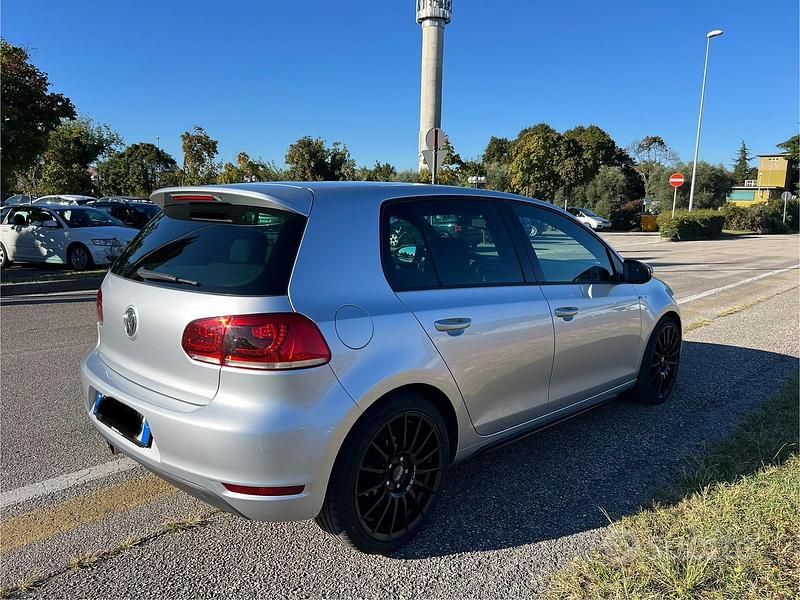 Usata VW Golf VI GTD 170 CV (125 kW) 2010 Grigio Utilitaria