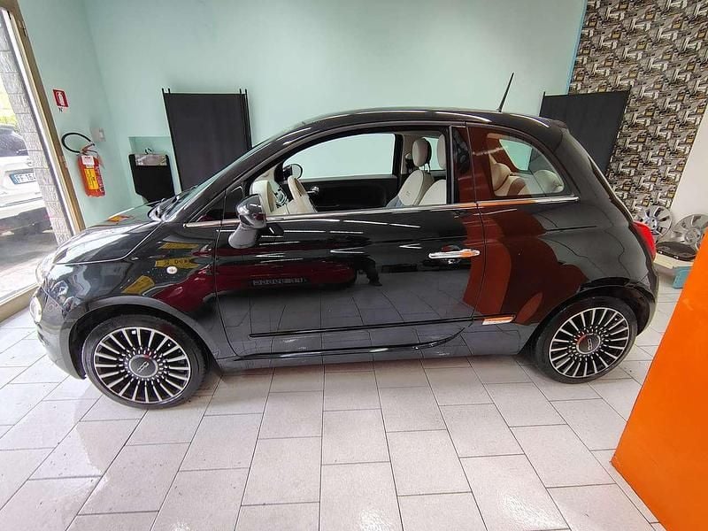 Usata Fiat 500 Collezione 69 CV (50 kW) 2018 Nero Utilitaria