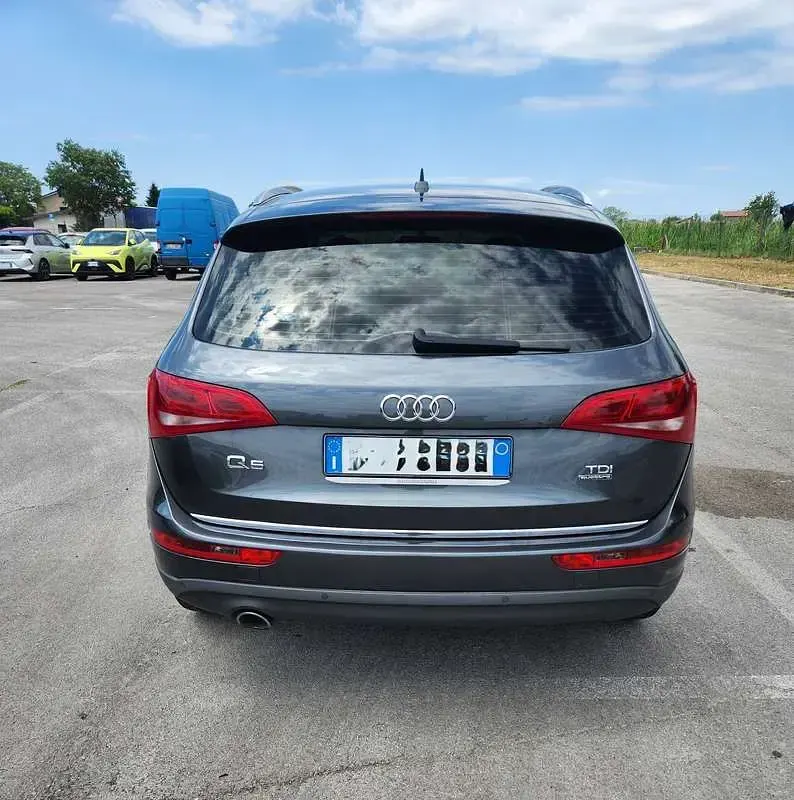 Usata Audi Q5 Ambiente 190 CV (139 kW) 2016 Grigio SUV