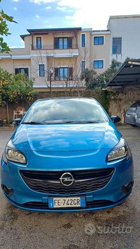 Usata Opel Corsa 70 CV (51 kW) 2016 Blu Berlina